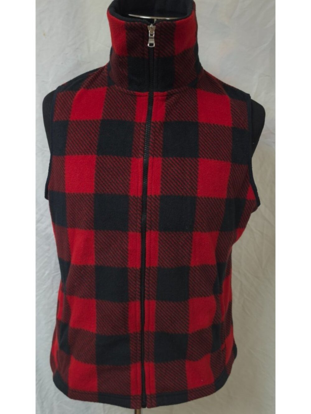 Chaps Womens XL Red Black Buffalo Plaid Full Zip High Neck Pockets Fleece Vest